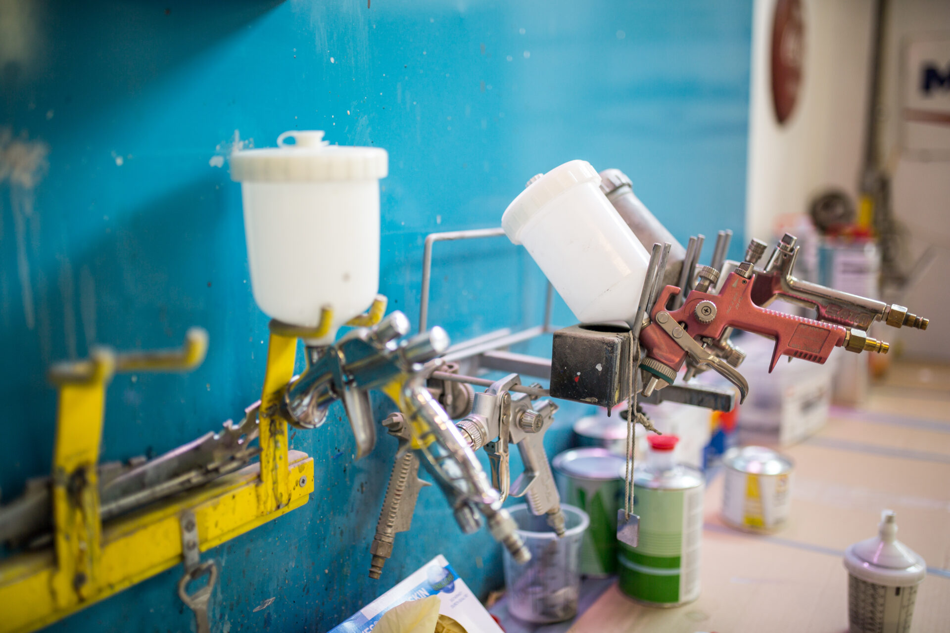 Paint spray guns workshop